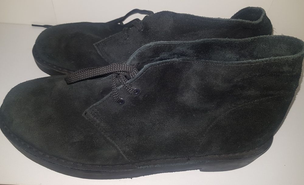 Clarks skórzane buty zamszowe czarne r. 43 | sznurowane chukka boots |