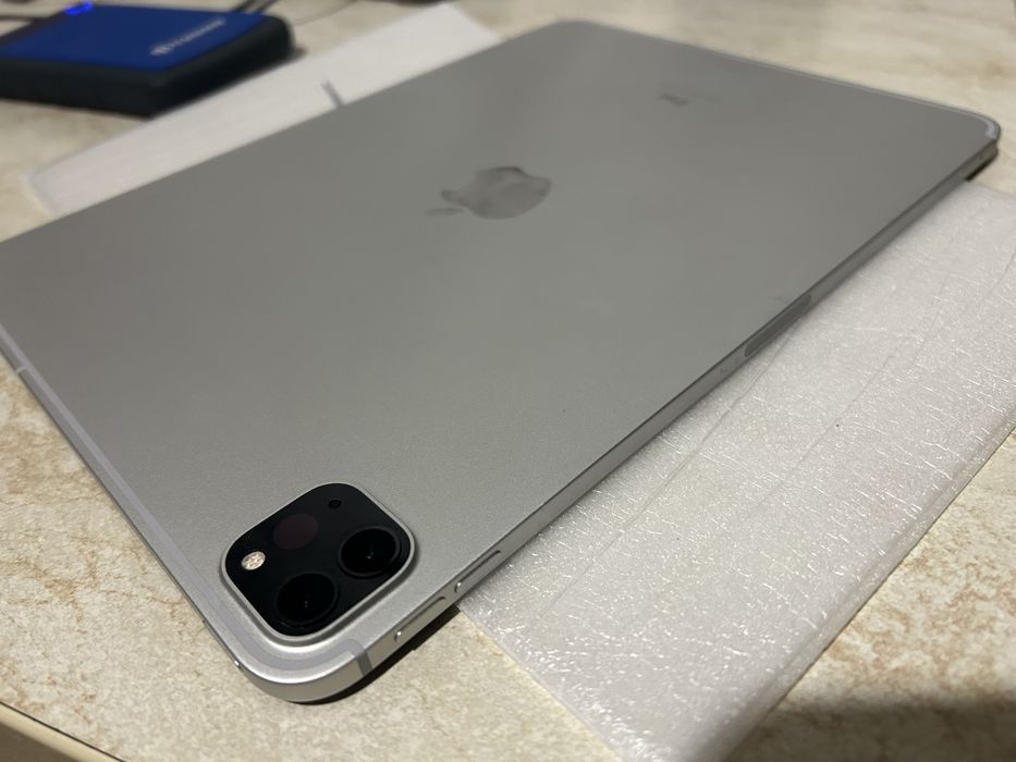 iPad Pro 11 (4-gen) 256gb, m3, wi-fi