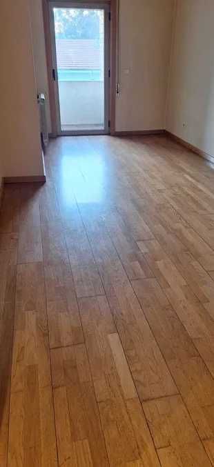 Amadora T2 renovado com parqueamento