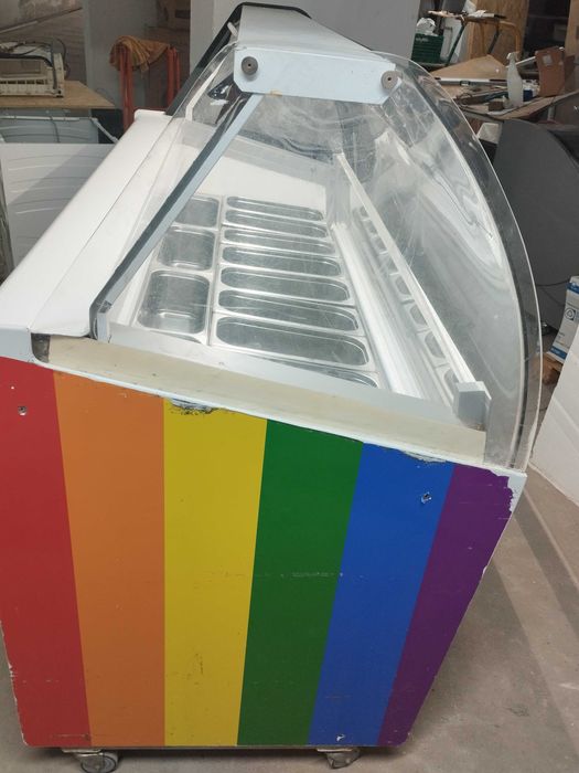 vitrine para gelados ISA bermuda RV13 VIEW para desocupar urgente