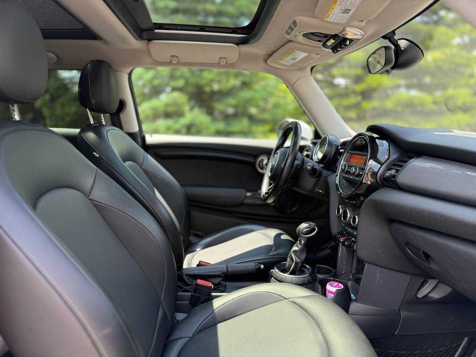 Срочно продам Mini Cooper