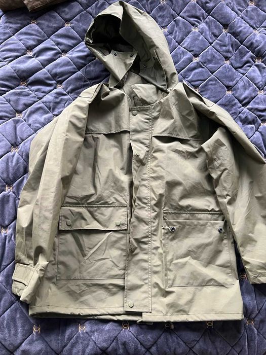 дощовик британія