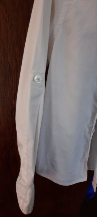 camisa de menino tamanho 4 anos da Guess