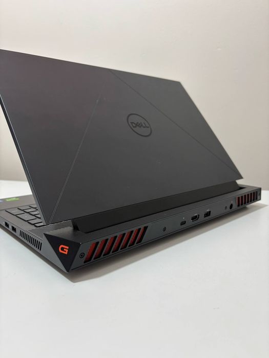 Laptop gamingowy DELL G15 15,6''' 16GB RAM RTX3050 Win 11