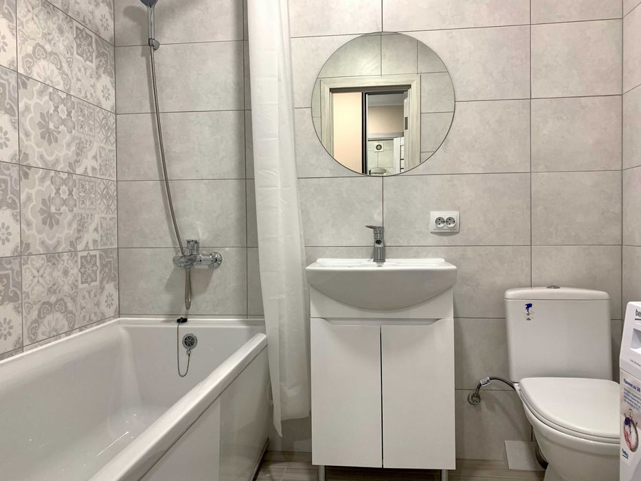 Бам. Поруч парк. Власник. Звітні документи. Квартира подобово