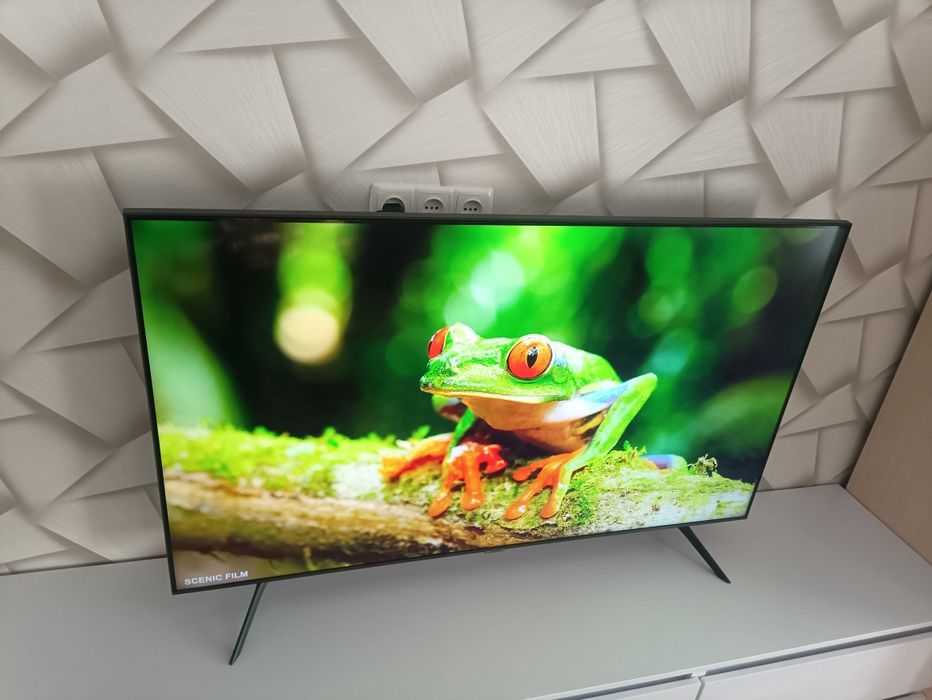 Телевізор Samsung UE55AU7100UXUA