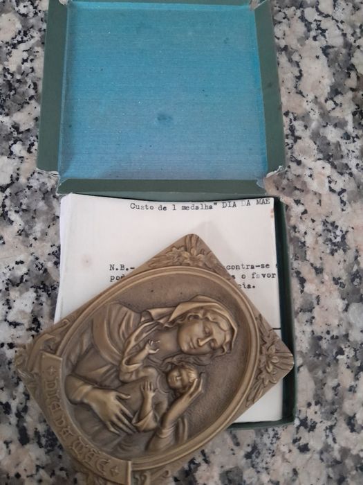 Medalha dia da mãe bpa 1980