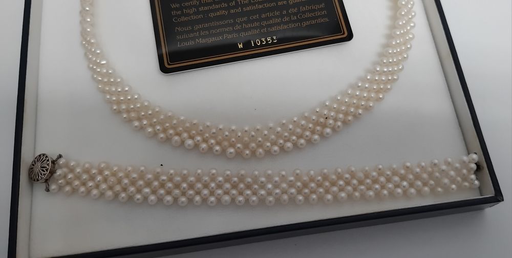 Colar e Pulseira de Pérolas