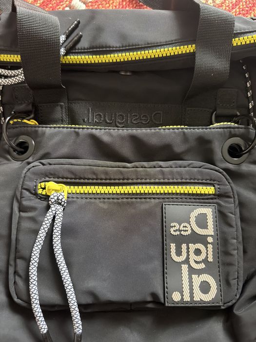 Mochila de viagem de desigual