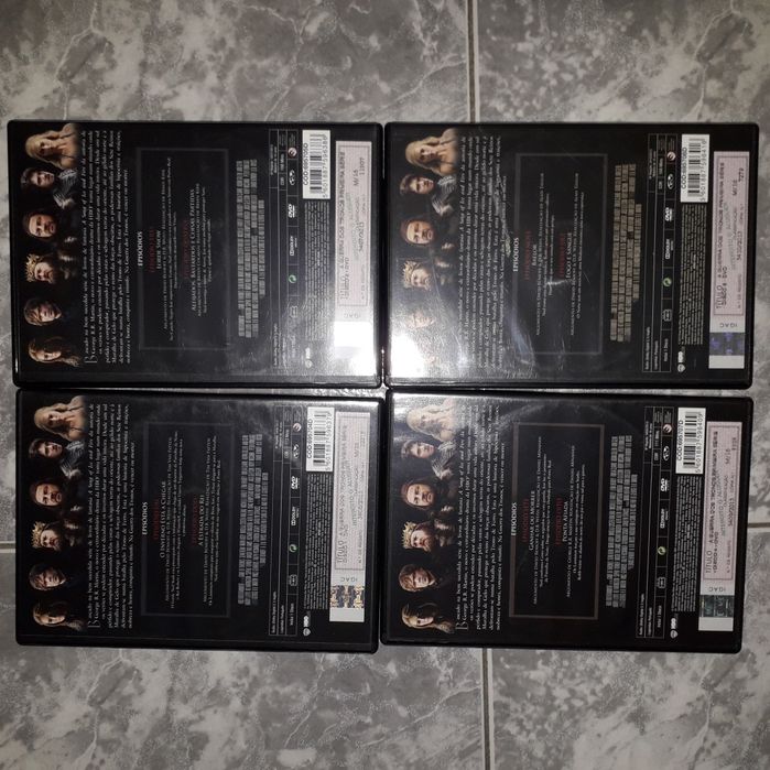 Lote de dvds 1°temporada da guerra dos tronos
