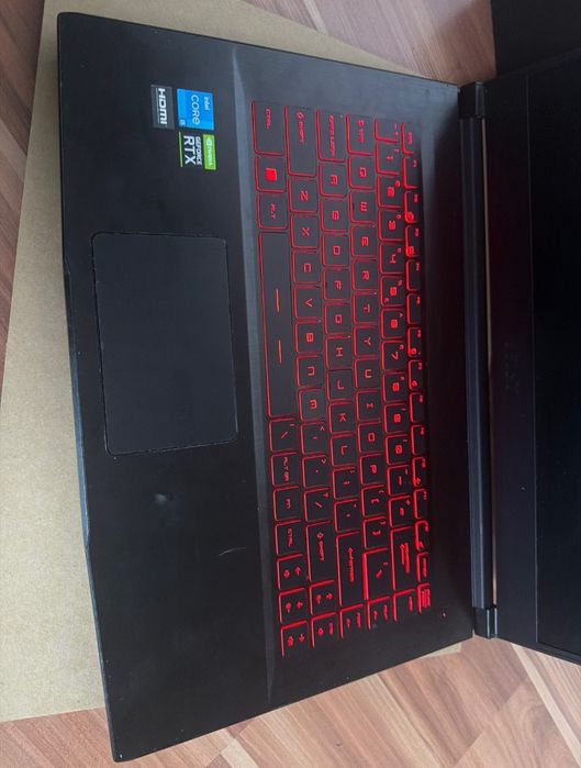 Laptop MSI rtx3050 i5 11th