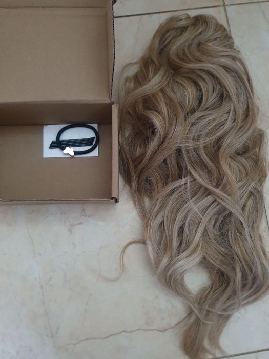Treska dopinka kucyk blond balejaz  włosy syntetyczne
