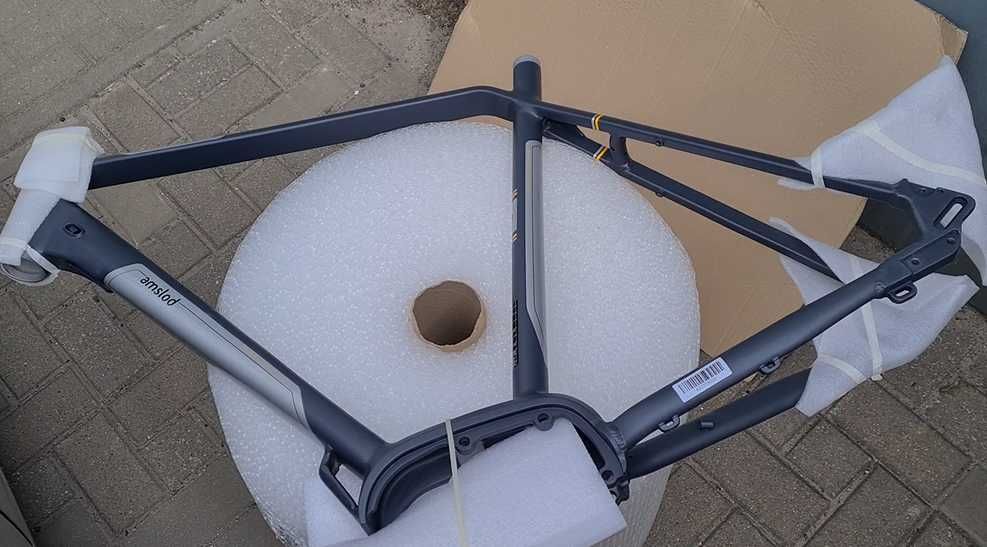Piekna Rama roweru elektrycznego dla niego Amslod