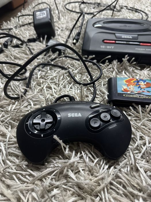 Sega Mega Drive 2 original + comando + 2 jogos + manuais + cabos