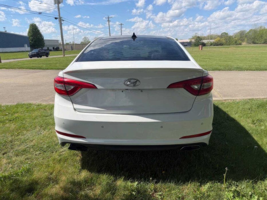 Hyundai Sonata Limited      2016