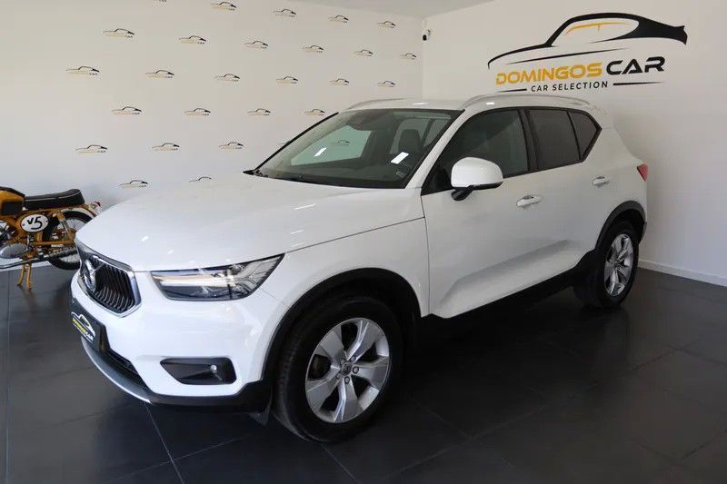 Volvo XC 40 2.0 D3 Momentum Plus
