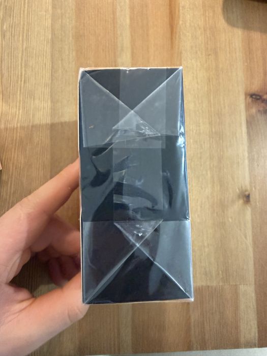 Perfumy prada paradoxe.
