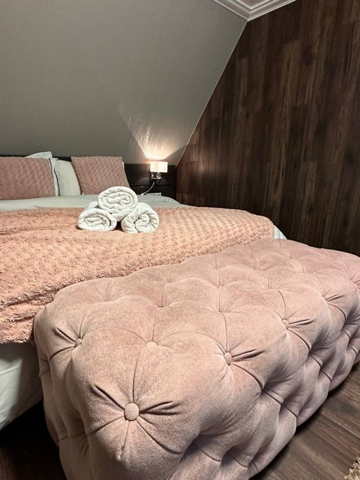 Сучасні 3 кімн апартаменти з дизайнерським ремонтом, власне паркомісце