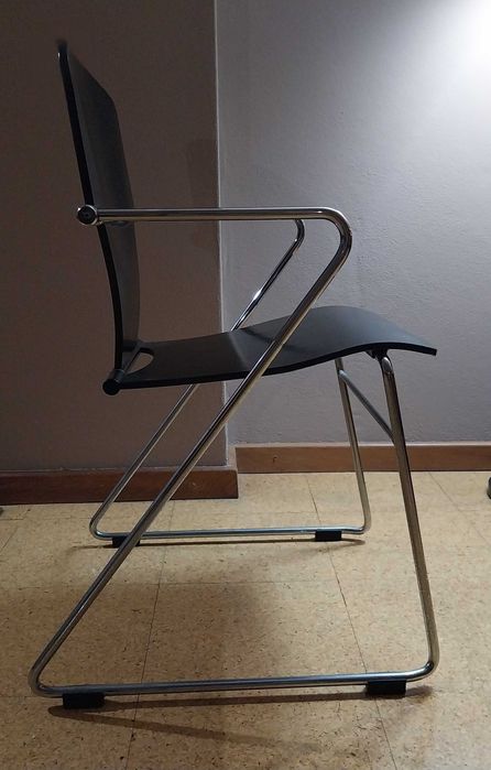 Cadeira Egoa Modelo 300 Stua