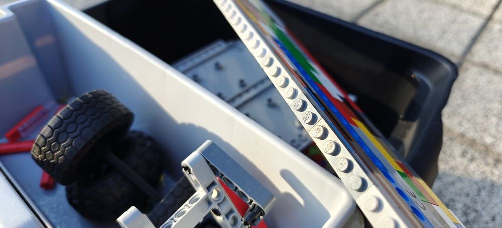 LEGO i Cobi klocki - różnego rodzaju i formatu. Całe pudło! Stan b.dob