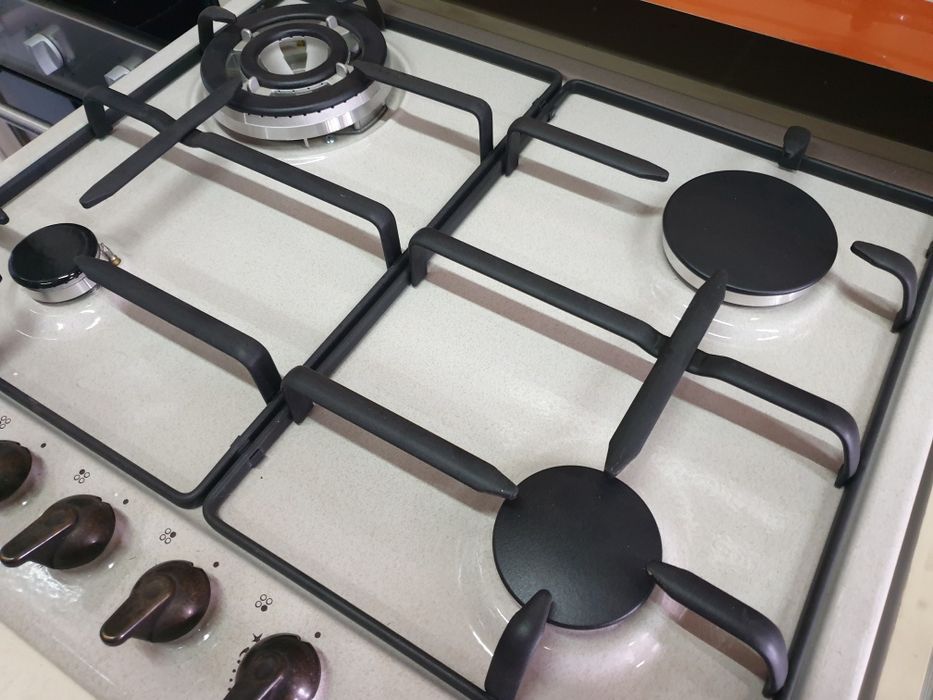 Варочная газовая поверхность Candy Италия