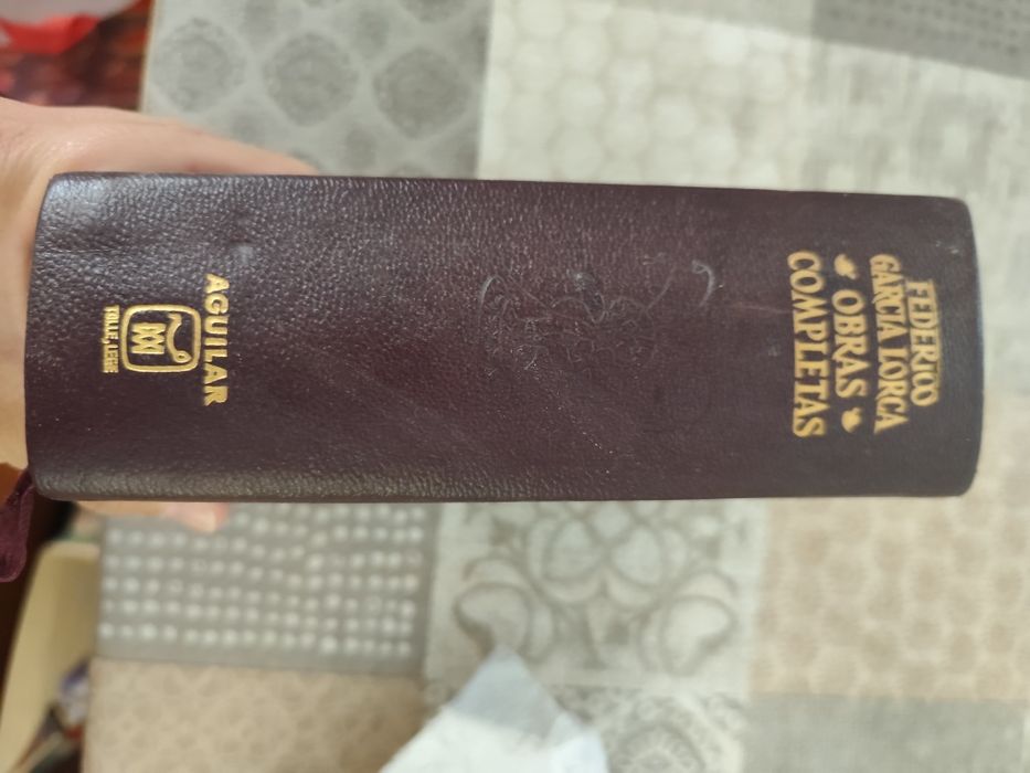 Livros religiosos antigos