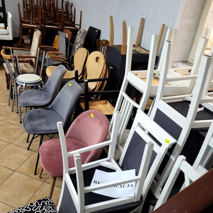 Kanapa z funkcjom spania. Możliwy transport