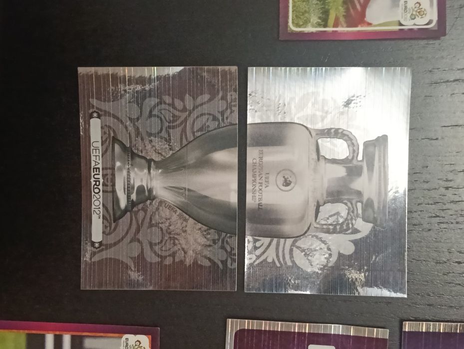 Lote de cerca de 50 cromos do Euro 2012