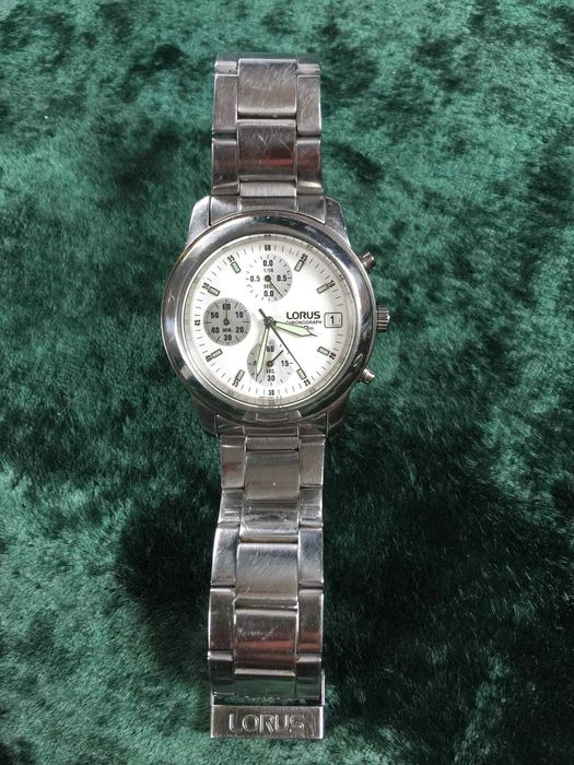 Zegarek LORUS Chronograph 100m V657