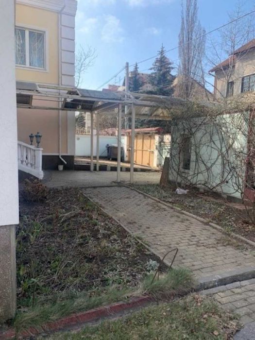 Житловий будинок 686,8 кв.м. з ремонтом, 7 кімн, Рибінська 27. Власник