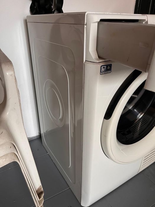 Máquina de secar roupa whirlpool 8KG