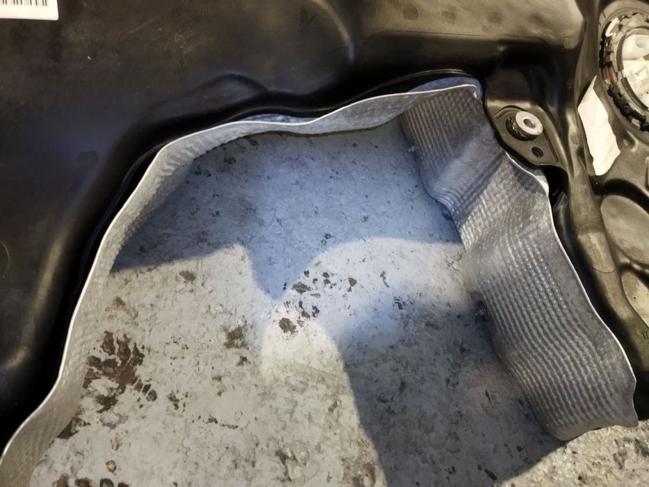 Паливний бак Audi A5