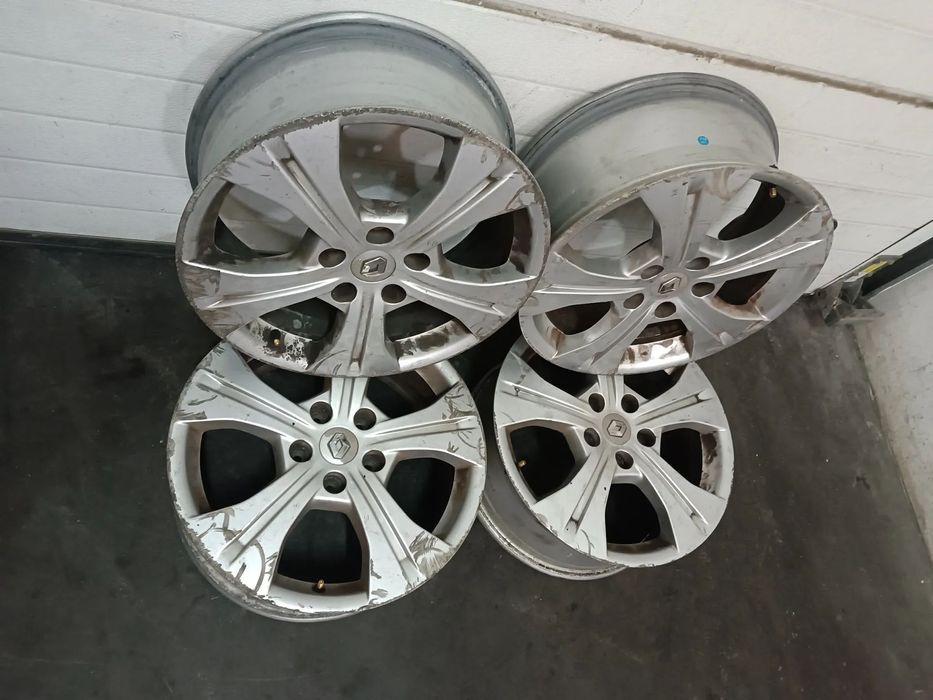 JOGO DE JANTES ORIGINAIS RENAULT MEGANE III / SCENIC III R17