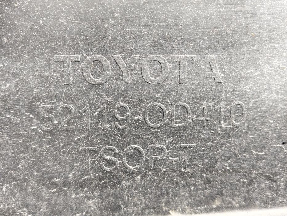 Parachoques Toyota Yaris para choques 2013
