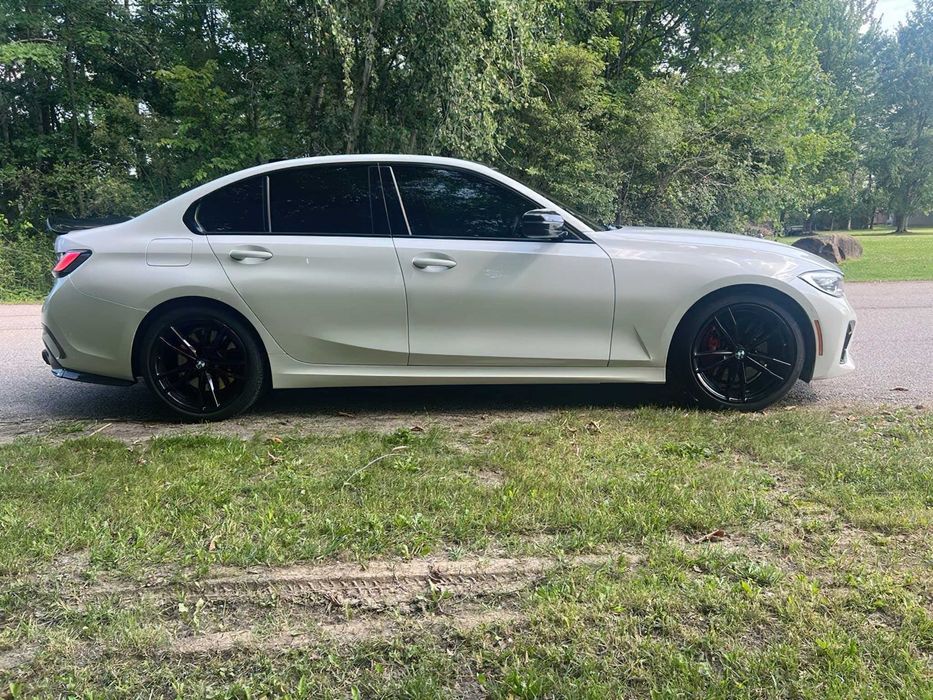 BMW M340i      2021