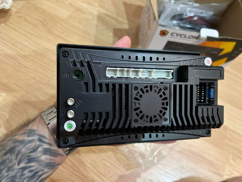 Автомагнітола Cyclone MP-7098 A