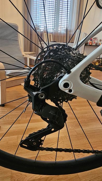 BH sl1 grupo Shimano 105 junho de 2025