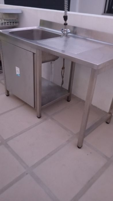 Bancada de lavagem inox