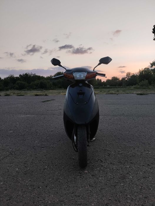 Скутер Suzuki Lets 2