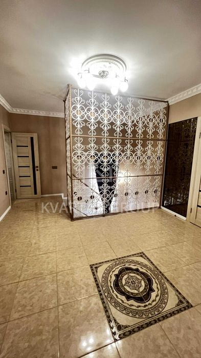 Продаж шикарного 2 поверхового будинку з ремонтом