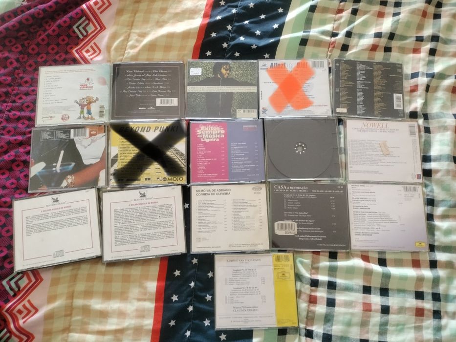Vários cd's de Música