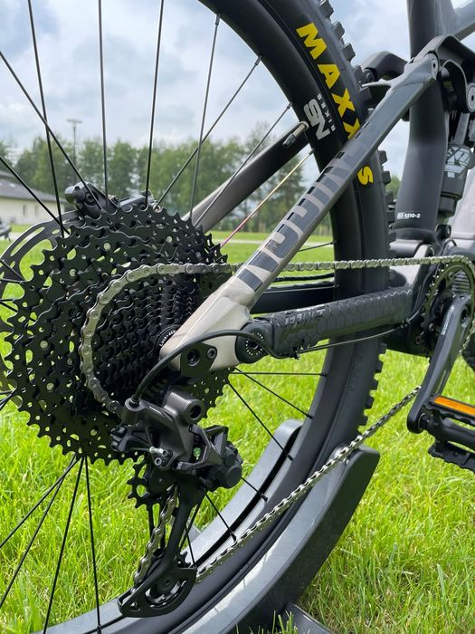 Rower elektryczny E-MTB NS Bikes E-Fine 0 | Fox 38 | Shimano EP8 630Wh | Mullet