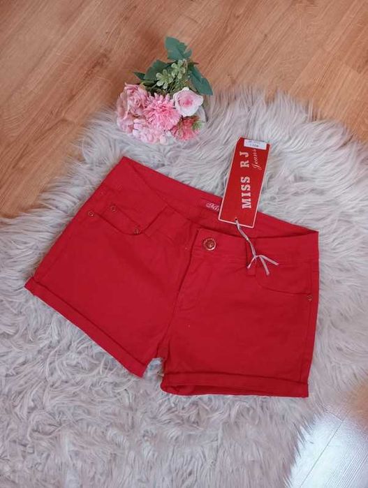 Nowe czerwone spodenki szorty jeans marki Miss RJ Rozmiar S/36.