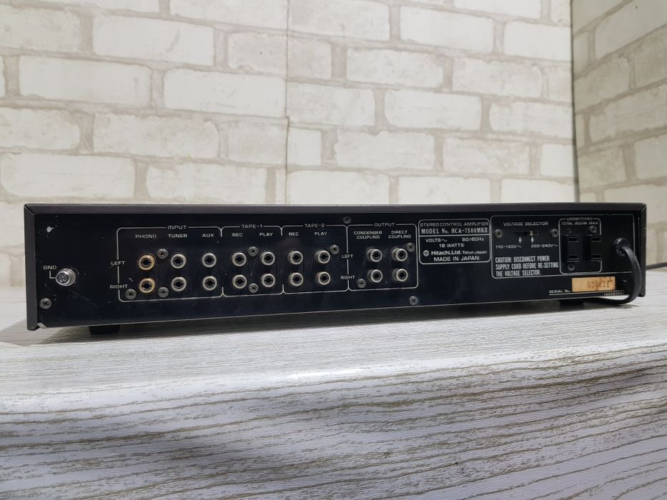 Попередній підсилювач HITACHI HCA-7500 MKII,б/у з Німеччини