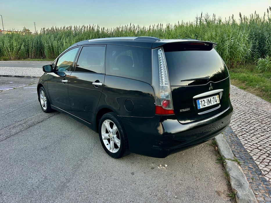 Mitsubishi  grandis 2.0 did