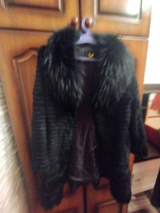Шуба кролик чорна розмір ХЛ б/у тільки накладною платжкою
