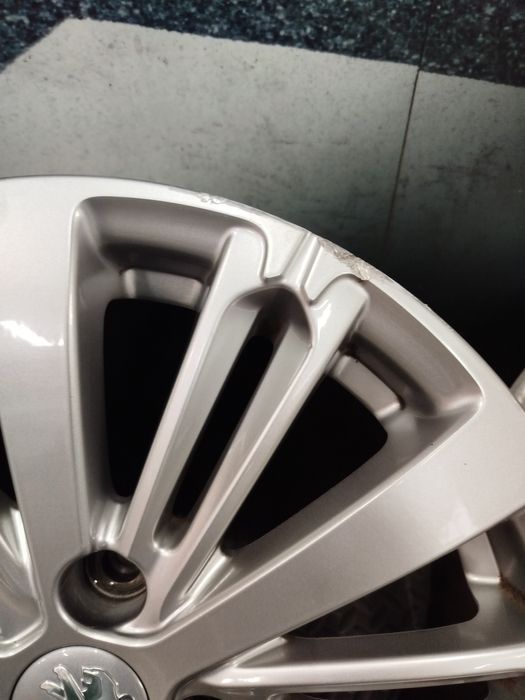 Jantes 16 Originais Peugeot 208 Allure