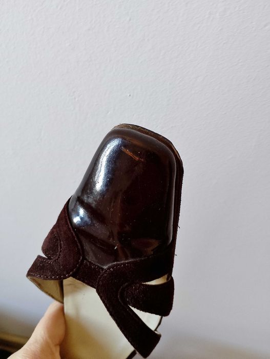 *brązowe buty Kazar*