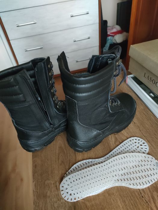 Buty damskie skóra ekologiczna rozm. 38 wysokie