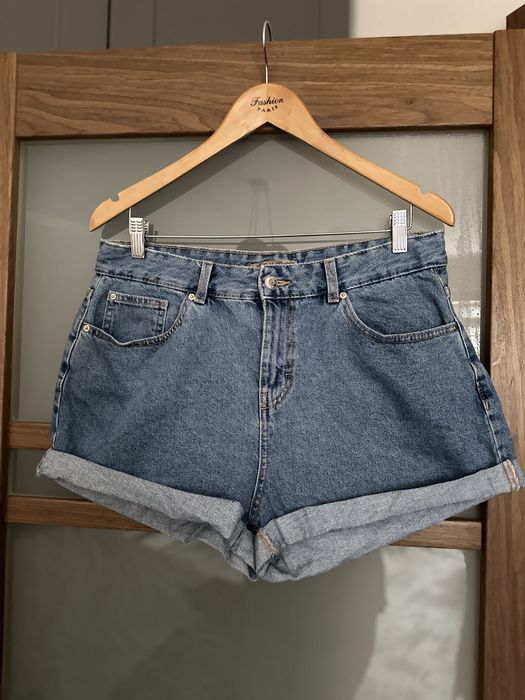 Шикарні джинсові шорти, класика джинс, розмір m, l